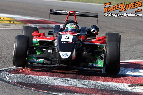 Franck Mailleux tijdens de F3 Masters @ Zolder